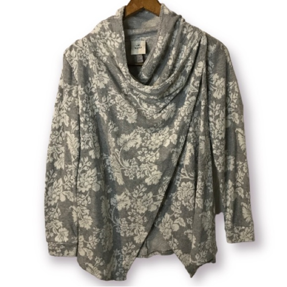 KNOX ROSE CARDIGAN STYLE SWEATER